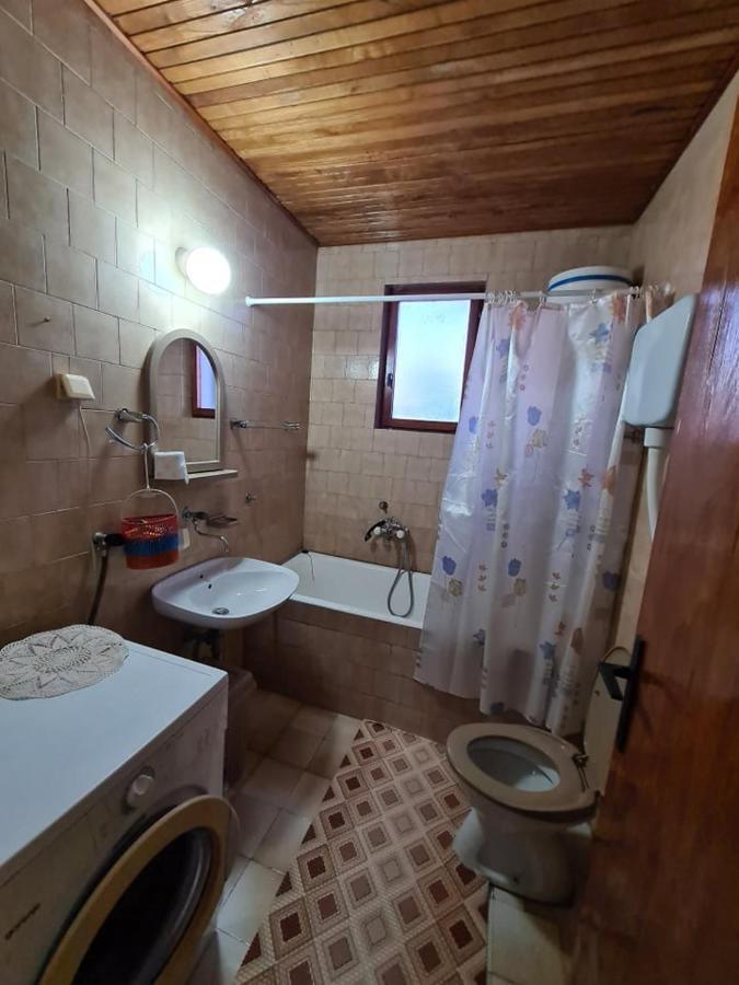 Holiday Home Vulezic Bar Esterno foto